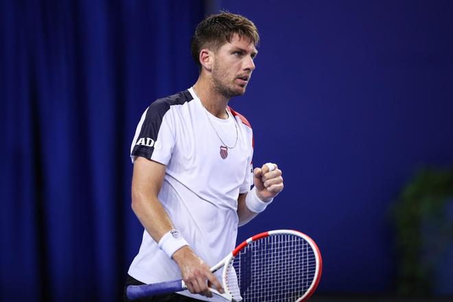 球场内外的 球场内外的