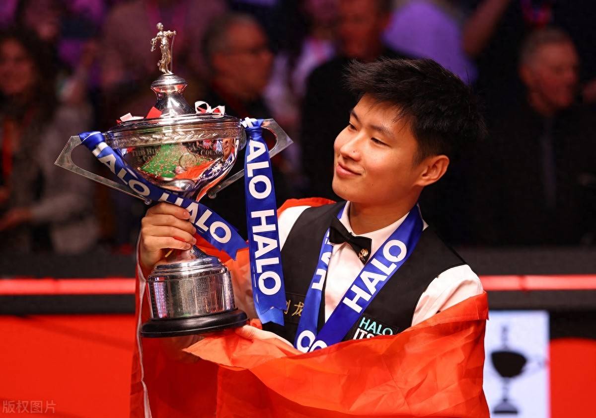 尽管比赛初 尽管比赛初