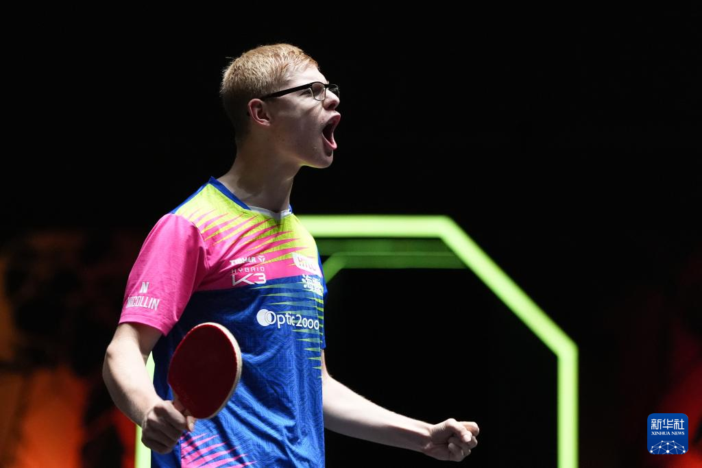 从开场的激 从开场的激